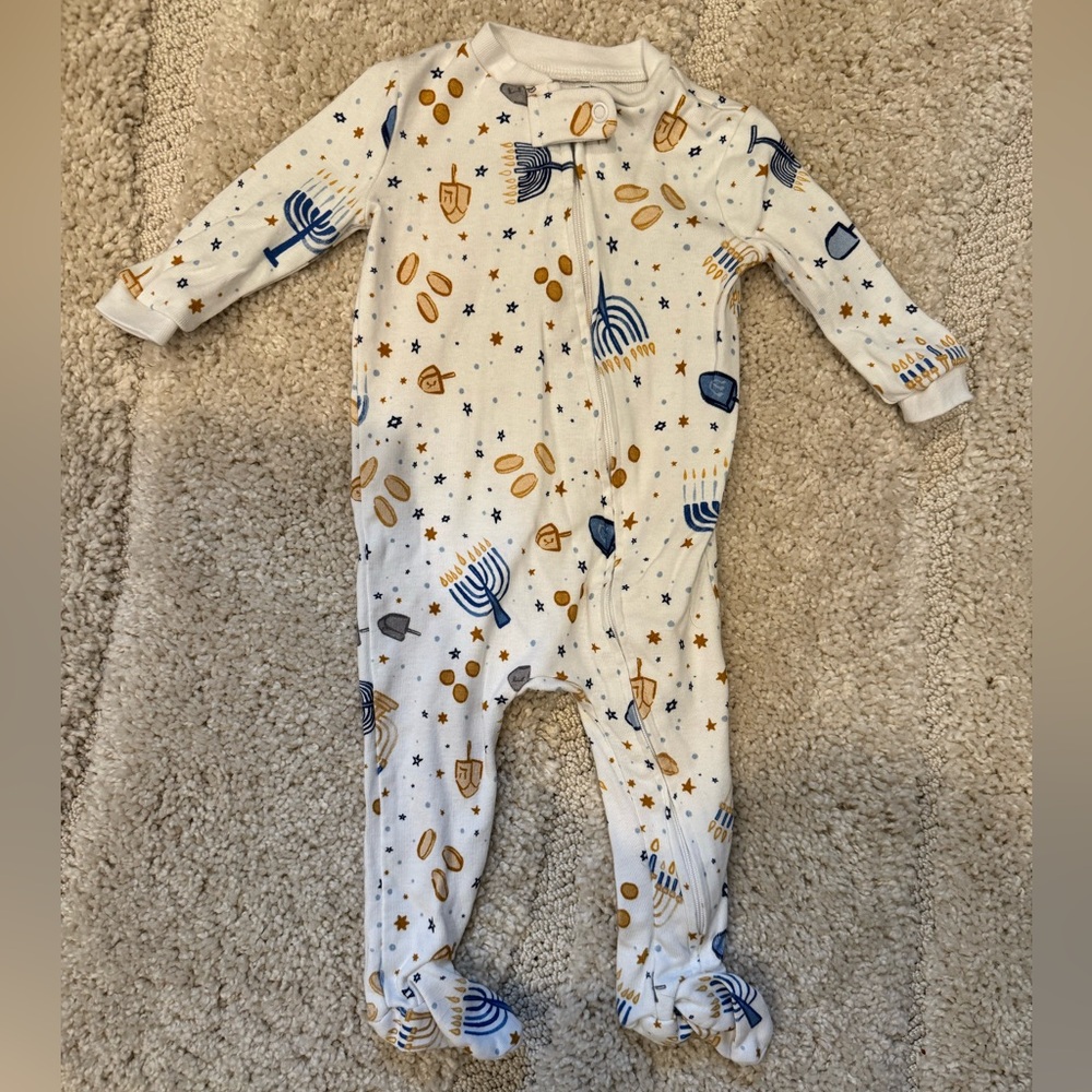 Pottery Barn Kids Hanukkah Footies 100% Organic Cotton (6-9MO)